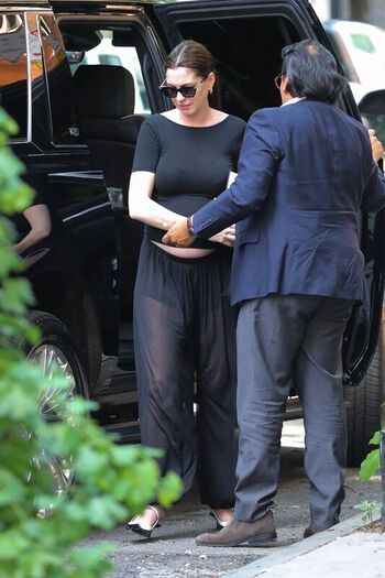 Anne Hathaway