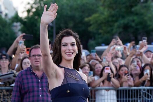 Anne Hathaway