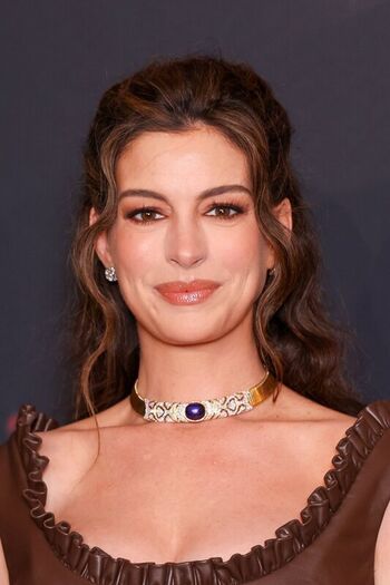 Anne Hathaway