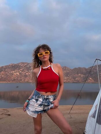 Anne Winters