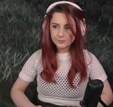 AnnieFuchsia