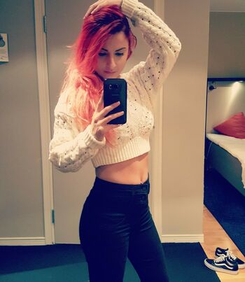 AnnieFuchsia