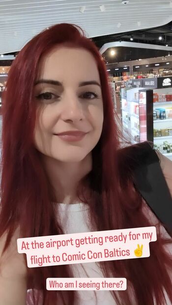 AnnieFuchsia