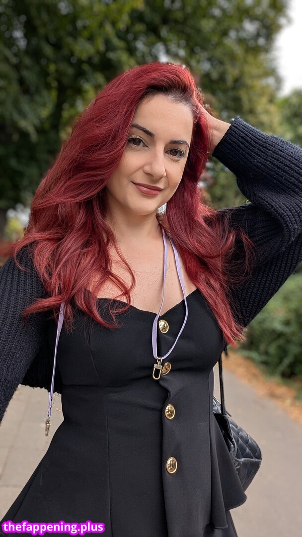 AnnieFuchsia