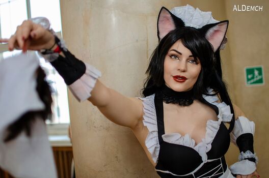 Anya Ichios