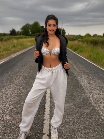 ariakhan