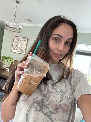 Ariana Marie