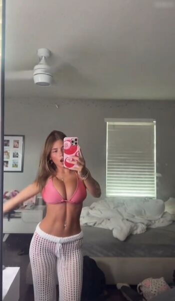Ariana White