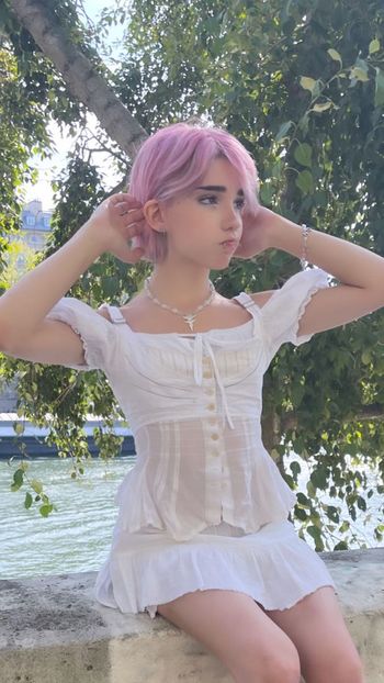 Arielle Maxine