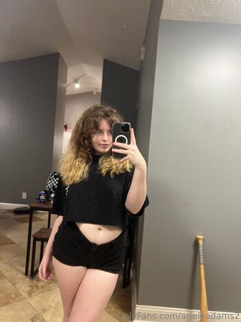 arielxadams2