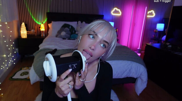ariesiagray