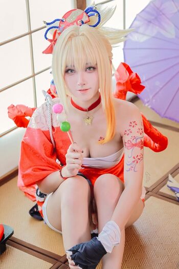 Arisa Cosplay