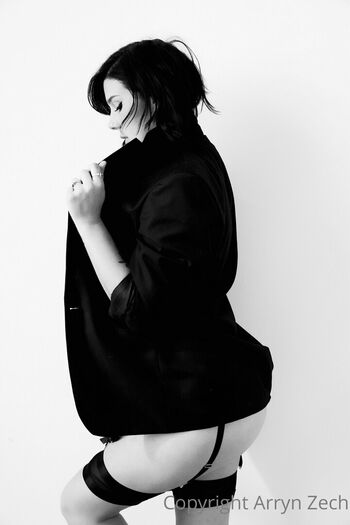 Arryn Zech
