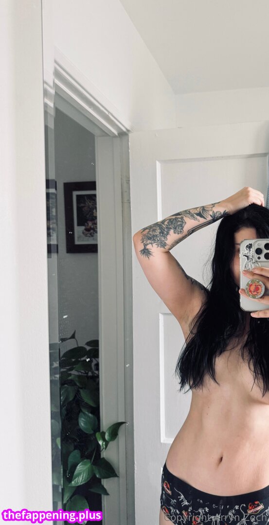Arryn Zech