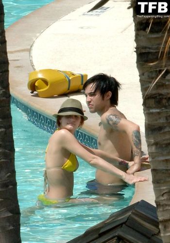 Ashlee Simpson Ross