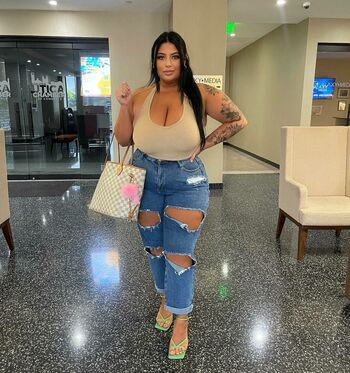 Ashley Bova