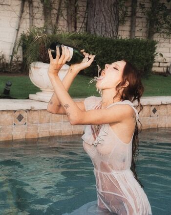 Ashley Matheson Smashedely