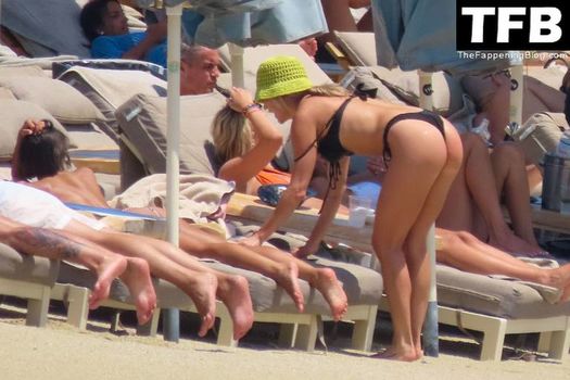 Ashley Roberts