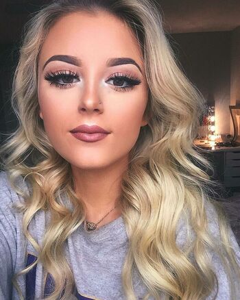 Ashlyn Sharp