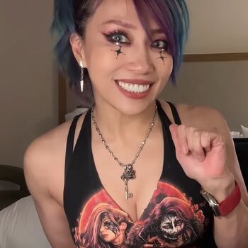 Asuka WWE