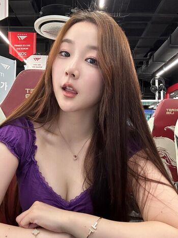 Athena Jiang
