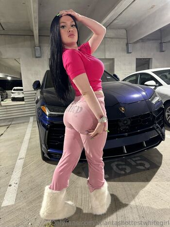 atlantashottestwhitegirl