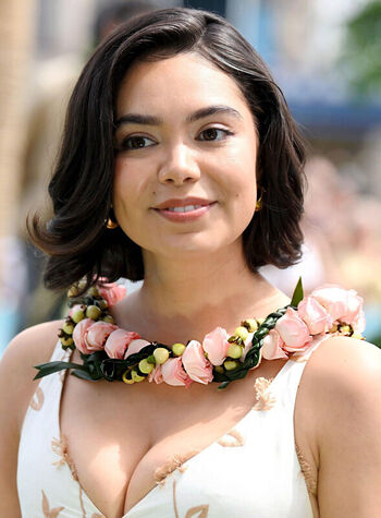 Auli’i Cravalho