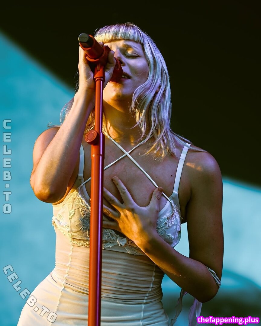 Aurora Aksnes