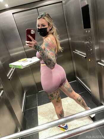 ava_austen