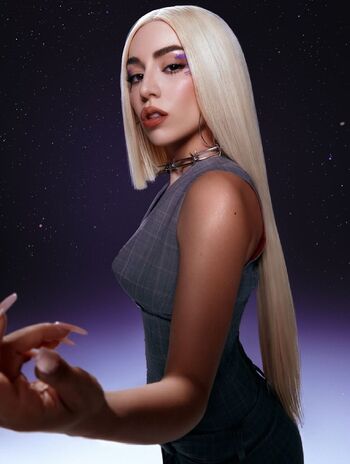 Ava Max