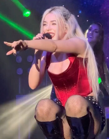 Ava Max