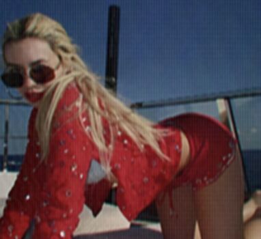Ava Max