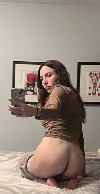 averyfoxx