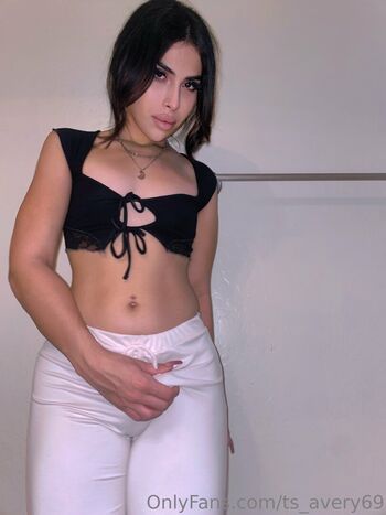 averylustx