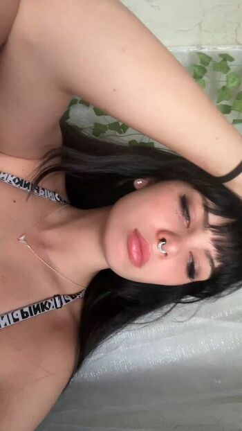 Aviva Foxxx
