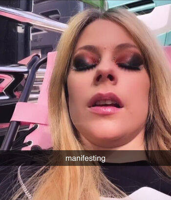 Avril Lavigne