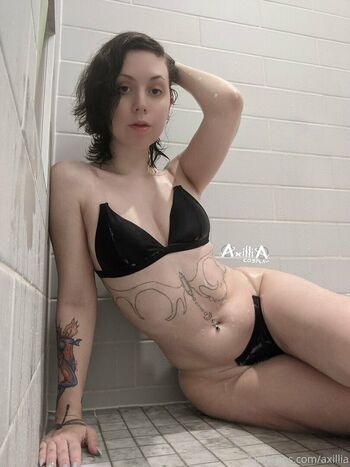 axillia