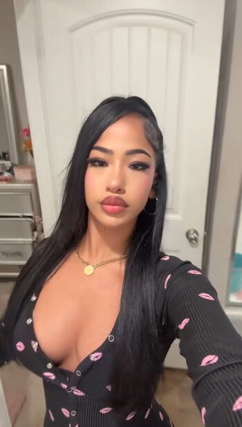 Aya Tanjali/ayatanjali/ayaminaj_