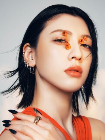 Ayaka Miyoshi
