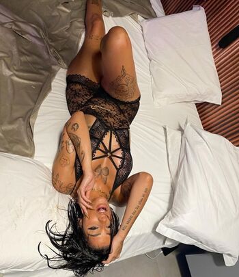 AZZY