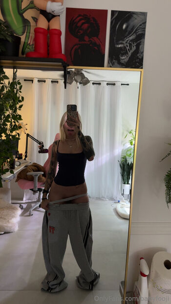 babyfooji / peachtot