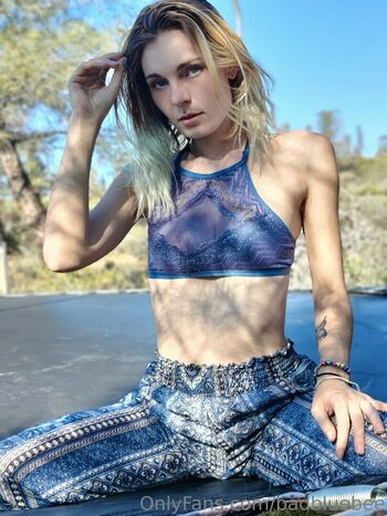 badbluebee