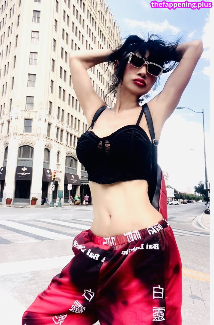 Bai Ling