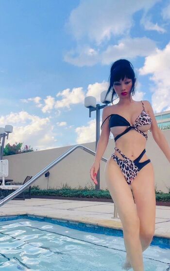Bai Ling