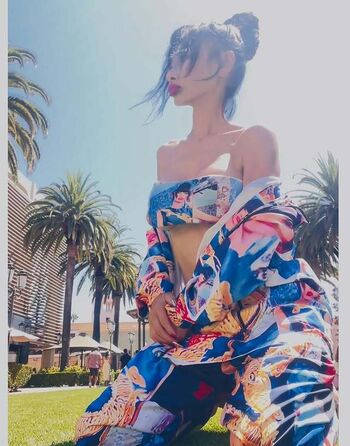 Bai Ling