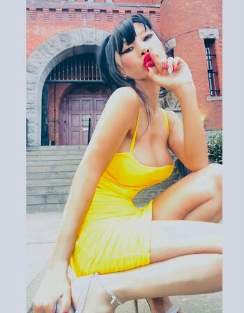Bai Ling