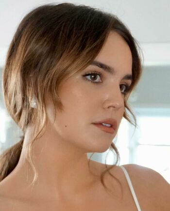 Bailee Madison