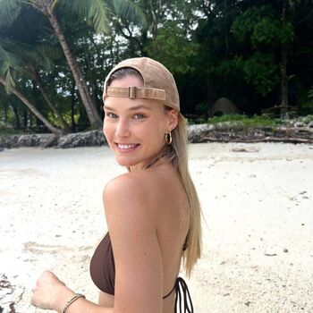 Bar Refaeli