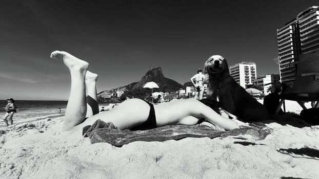 Barbara Paz