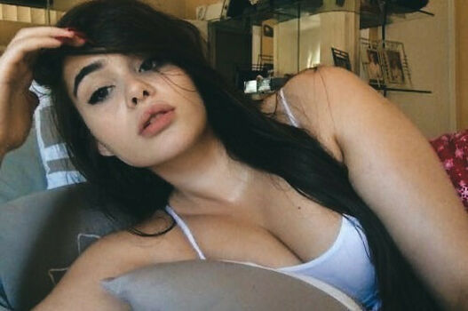 Barbie Ferreira (Euphoria actress)